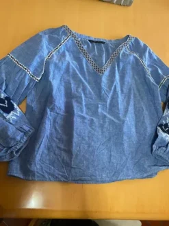 Blusa Hermosa Marca Zara Talla 26moderna -Vestidoux Soldes Magasin D NQ NP 620463 MLM53414786167 012023 O