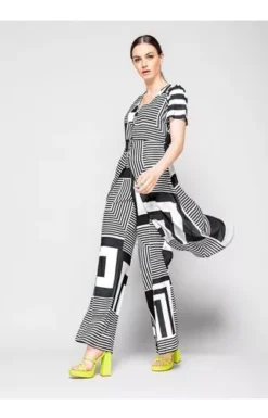 Blusón Para Dama Talla G Color Blanco Y Negro Marca Andrea.