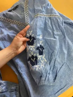 Blusa Hermosa Marca Zara Talla 26moderna -Vestidoux Soldes Magasin D NQ NP 835025 MLM53414733699 012023 O