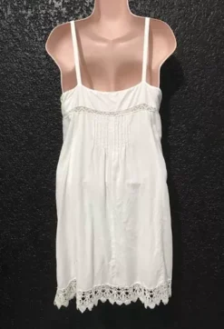 Hermoso Vestido Blanco Marca Julio T/4 Seminuevo. -Vestidoux Soldes Magasin D NQ NP 972644 MLM42270786188 062020 O